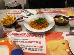 -必胜客(上海新南方商城PH店)