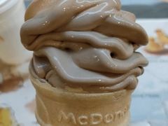 阿华田圆筒-麦当劳(总统大酒店店)