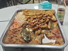 -在巷子里的烤肉店·螺蛳粉烤鱼·牛蛙(和美城店)