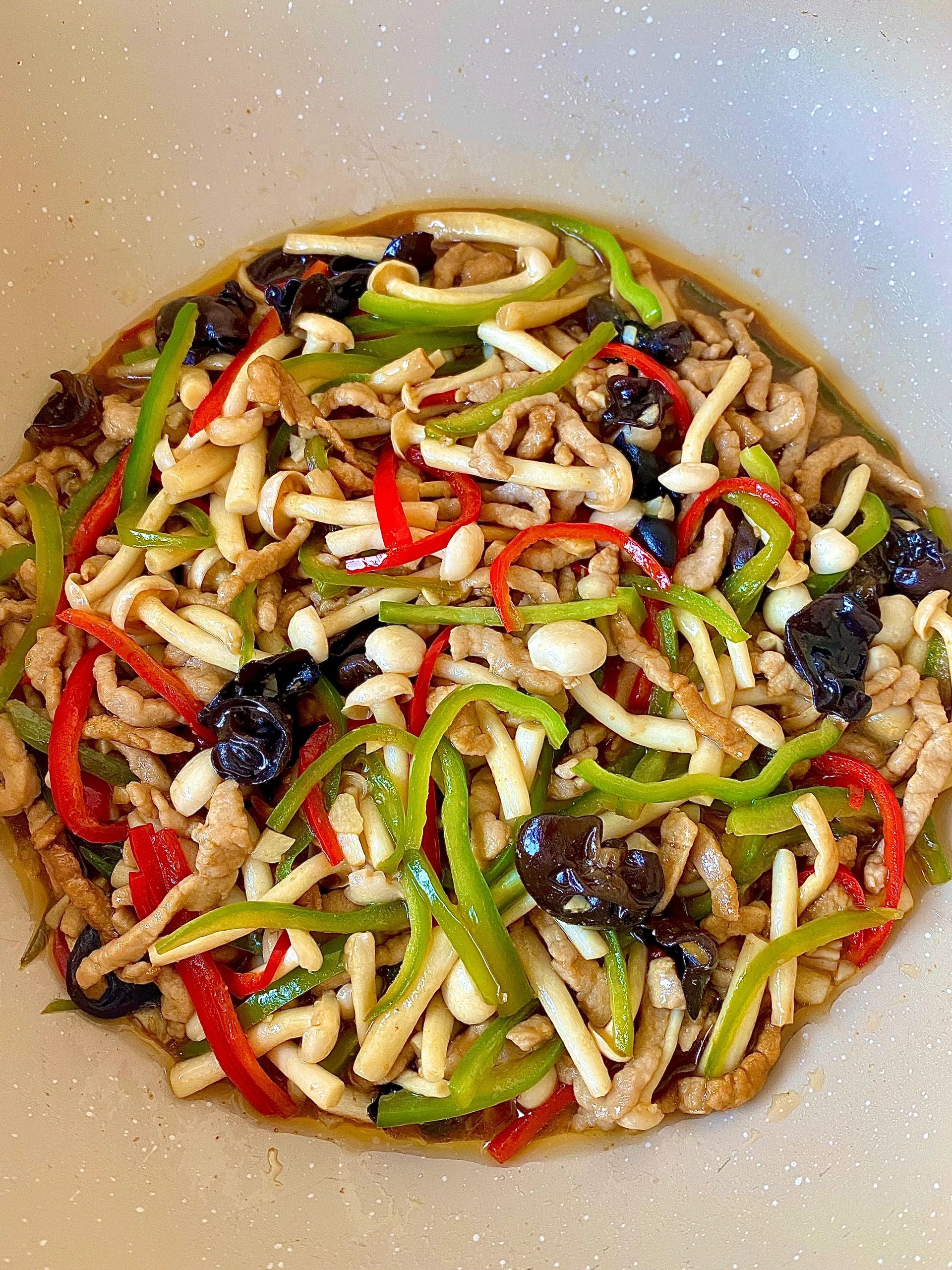 营养美味的小炒白玉菇!上桌分分钟光盘!