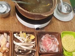 -菌小白火锅(时尚天河店)