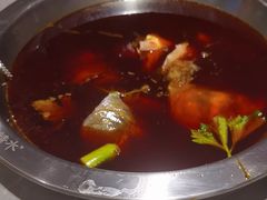 -忘情水鱼头·鲜鱼火锅(滨江中路店)