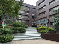 -香港大学
