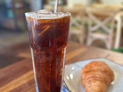 -Le Banneton Café French Bakery