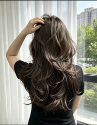 -镁连社·美联社