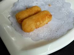 -河畔春天时尚餐厅