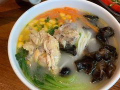 鸡汤米线-云海肴·汽锅鸡·云南菜(苏州中心店)