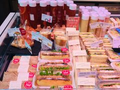 -巴黎贝甜(大宁国际商业广场店)