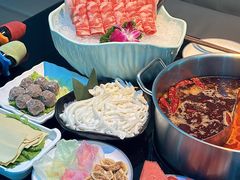-唯爱KTV聚会餐厅(仙林东城汇店)