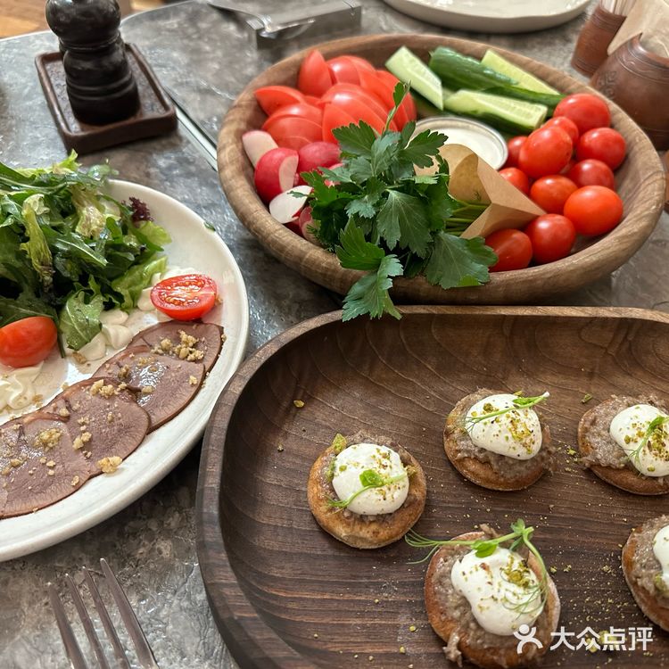 翻遍猫途鹰和大众在酒店边上找到这家神仙餐厅