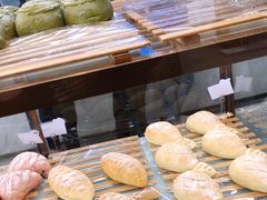 -奈雪的茶(湖滨银泰in77C区PRO店)
