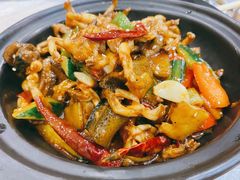 -江城燕子大排档(江汉路步行街店)