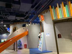 -幻贝家儿童乐园(苏州中心店)