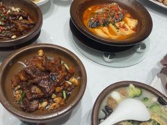 -阿瓦山寨·湘菜现炒·剁椒鱼头王(咸阳总店)