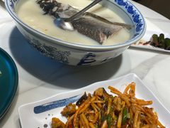 -南京金牛湖巨碗鱼头