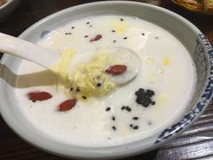 牛奶鸡蛋醪糟-玉泉山庄(亚欧店)