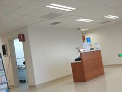 -复旦大学附属华山医院(虹桥院区)
