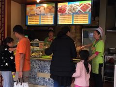 -海口骑楼小吃街