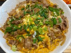 滑蛋牛肉丼定食-熊吞·大碗丼烧肉饭(西市场嘉华店)