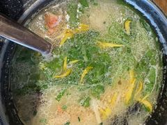 -云海肴·汽锅鸡·云南菜(天山百盛优客店)