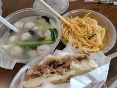 生汆丸子汤-子午路张记肉夹馍(翠华路店)