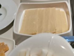-海底捞火锅(长宁路龙之梦店)