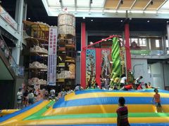 -蒙特利亲子乐园