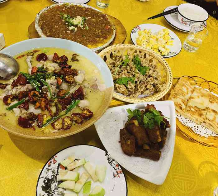 鱼府堂(安溪宝龙店)-"凯德广场负一层的鱼府堂,靠近电梯位置很近.
