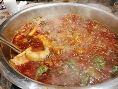 -肖肖酸萝卜鱼火锅(总店)