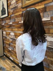 -首脑美发沙龙