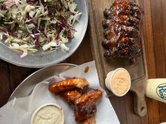 -Ribs & Burgers The Rocks