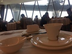 -广州塔晖粤轩中餐厅