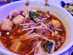 -夜火烤摊·东北烧烤酒场·老杨小黄鱼