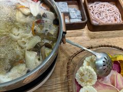 -菌小白火锅(时尚天河店)