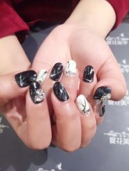 -夏花美甲美睫