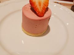 -东方滨江大酒店·滨江厅