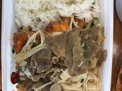 -小菜园新徽菜(宜兴八佰伴店)