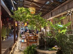 -三道苗苗鱼·美蛙黄辣丁(八里店)