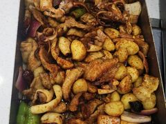 -老东镇啤酒屋海鲜加工·蒸汽海鲜·海鲜烧烤(台东店)