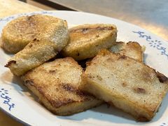 香煎粽拼萝卜糕-华哥新鲜猪精品美食
