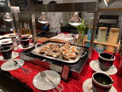 -亚龙湾希尔顿自助餐厅·海鲜·烧烤·沙滩BBQ·现场乐队