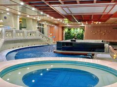 -碧中海汤泉汗蒸酒店