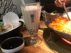 大红袍珍珠奶茶-湊湊火锅·茶憩(杭州湖滨银泰in77店)