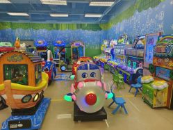 -莫莉幻想儿童乐园(三河燕郊永旺店)