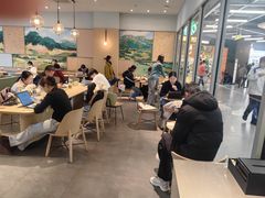 -星巴克臻选(华堂·新辰汇店)