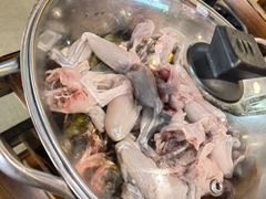-石锅苗苗鱼(武汉首店)
