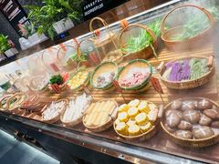 -一绪に和牛寿喜烧(罗湖益田假日店)