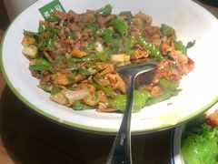 -费大厨辣椒炒肉(万家丽一店)