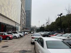 -杭州大厦购物城D座华浙店-停车场