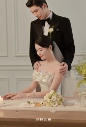-莫兰迪婚纱摄影